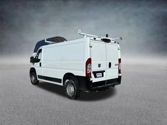 2026 Ram ProMaster Cargo Van Tradesman Low Roof 136" WB w/Pass Seat