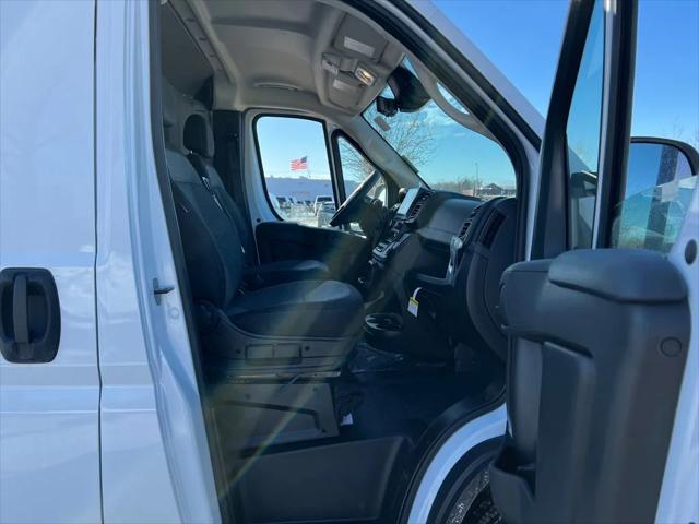 2026 Ram ProMaster Cargo Van Tradesman Low Roof 136" WB w/Pass Seat