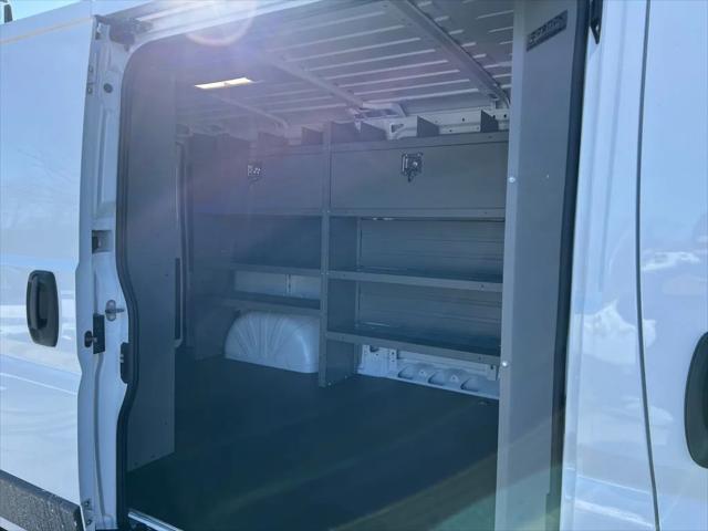 2026 Ram ProMaster Cargo Van Tradesman Low Roof 136" WB w/Pass Seat