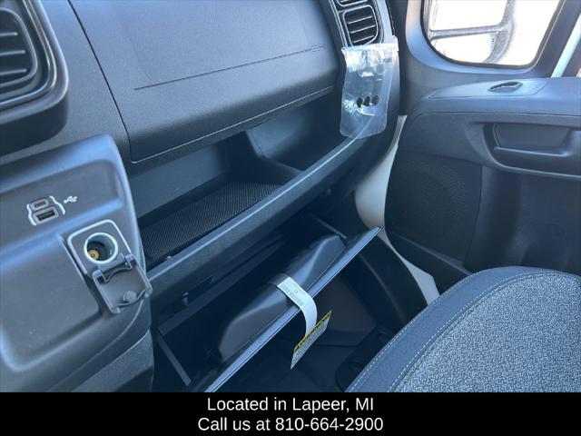 2026 Ram ProMaster Cargo Van Tradesman Low Roof 136 WB w/Pass Seat