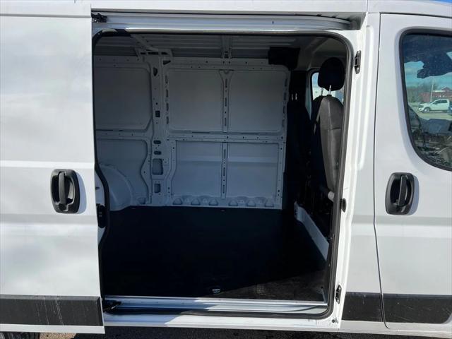 2026 Ram ProMaster Cargo Van Tradesman Low Roof 136" WB w/Pass Seat