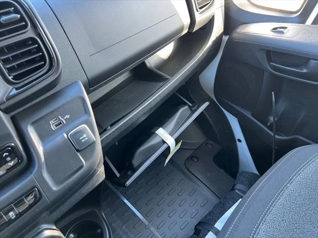2026 Ram ProMaster Cargo Van Tradesman High Roof 159" WB EXT w/Pass Seat