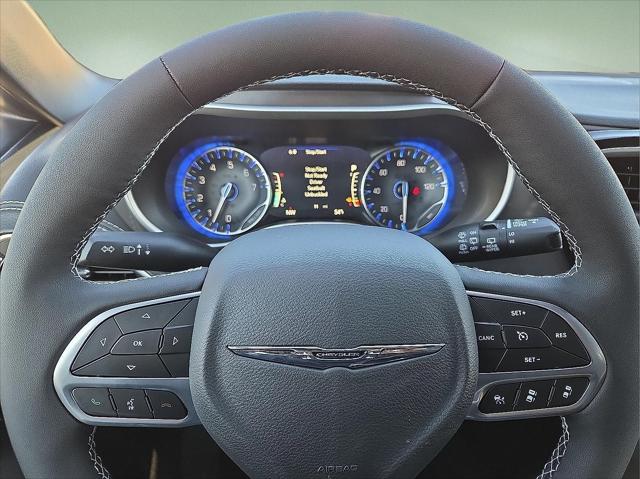 2026 Chrysler Pacifica Select AWD