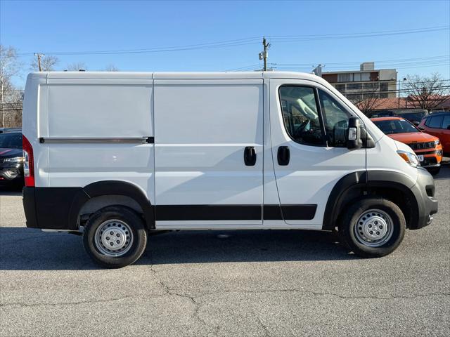 2026 Ram ProMaster Cargo Van Tradesman Low Roof 118" WB w/Pass Seat