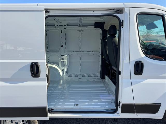 2026 Ram ProMaster Cargo Van Tradesman Low Roof 118" WB w/Pass Seat