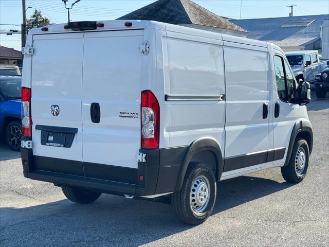 2026 Ram ProMaster Cargo Van Tradesman Low Roof 118" WB w/Pass Seat