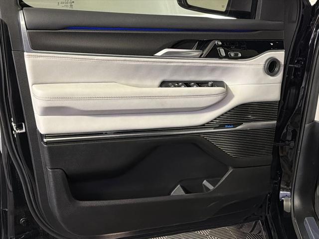 2026 Jeep Grand Wagoneer Summit Obsidian 4x4