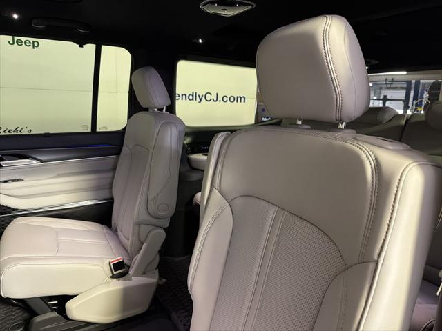 2026 Jeep Grand Wagoneer Summit Obsidian 4x4