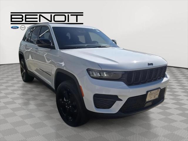 2025 Jeep Grand Cherokee GRAND CHEROKEE ALTITUDE 4X2 2025 Jeep Grand Cherokee GRAND CHEROKEE ALTITUDE 4X2