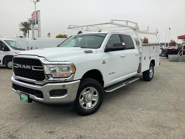 2022 RAM 3500 Big Horn Crew Cab 4x4 8 Box
