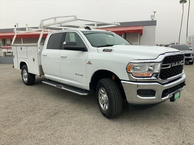 2022 RAM 3500 Big Horn Crew Cab 4x4 8 Box
