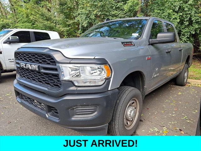 2022 RAM 2500 Tradesman Crew Cab 4x4 64 Box 2022 RAM 2500 Tradesman Crew Cab 4x4 64 Box