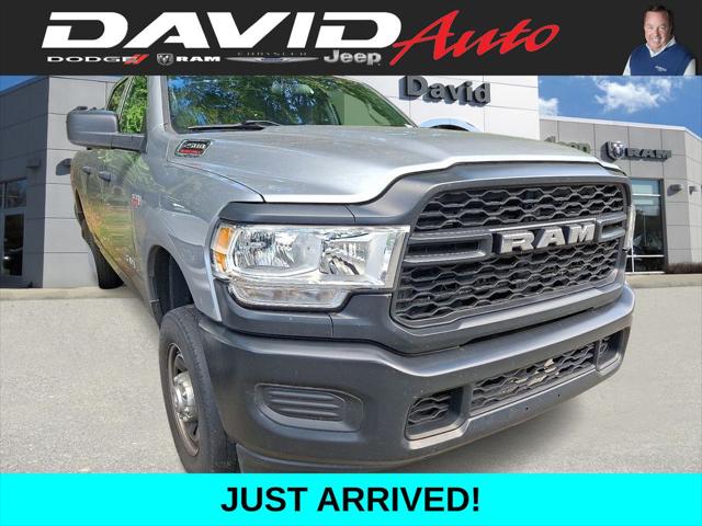 2022 RAM 2500 Tradesman Crew Cab 4x4 64 Box 2022 RAM 2500 Tradesman Crew Cab 4x4 64 Box