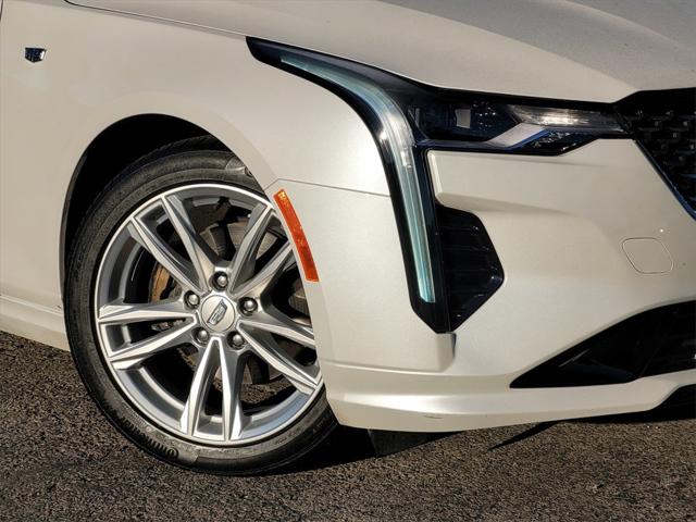 2024 Cadillac CT4 Luxury 2024 Cadillac CT4 Luxury
