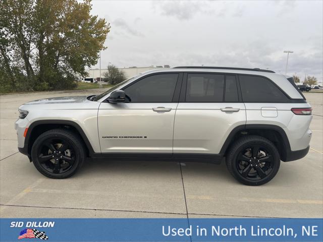 2023 Jeep Grand Cherokee Altitude 4x4 2023 Jeep Grand Cherokee Altitude 4x4