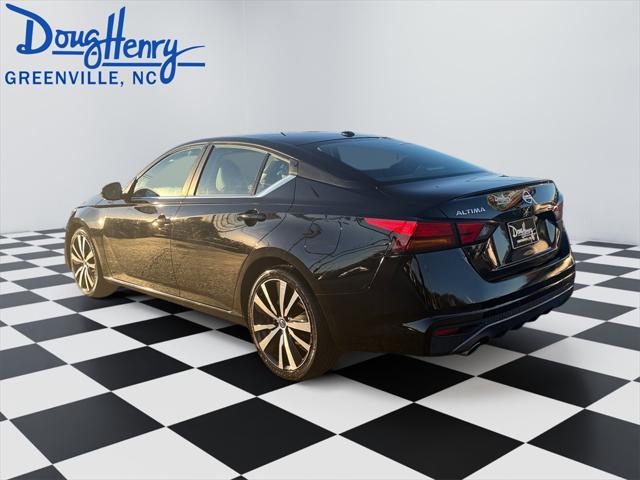 2021 Nissan Altima SR FWD