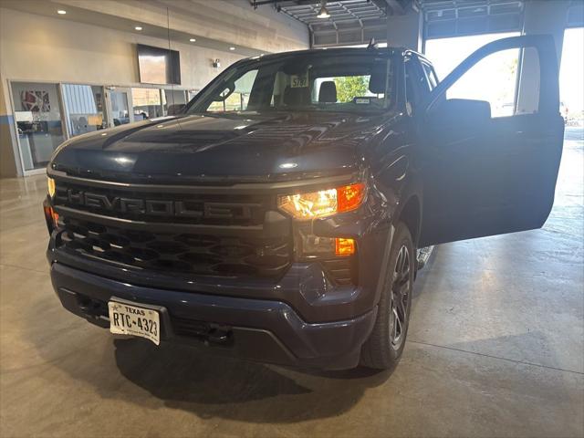 2022 Chevrolet Silverado 1500 2WD Crew Cab Short Bed Custom