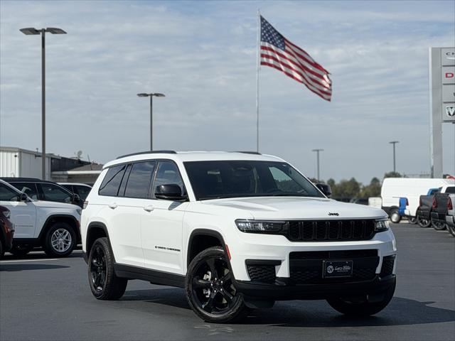 2023 Jeep Grand Cherokee L Altitude 4x4 2023 Jeep Grand Cherokee L Altitude 4x4