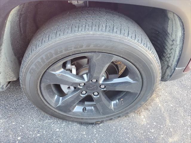 2023 Jeep Grand Cherokee Altitude 4x4 2023 Jeep Grand Cherokee Altitude 4x4