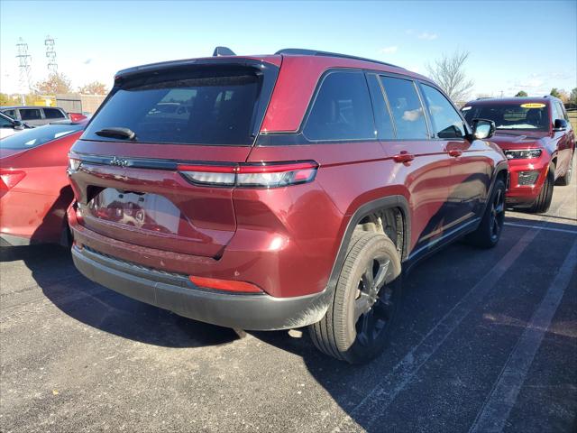 2023 Jeep Grand Cherokee Altitude 4x4 2023 Jeep Grand Cherokee Altitude 4x4