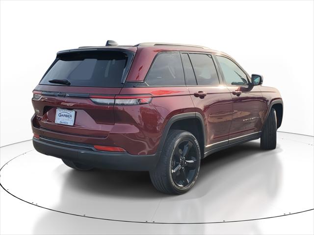 2023 Jeep Grand Cherokee Altitude 4x4 2023 Jeep Grand Cherokee Altitude 4x4