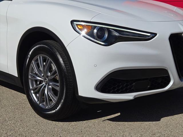 2022 Alfa Romeo Stelvio Sprint AWD 2022 Alfa Romeo Stelvio Sprint AWD
