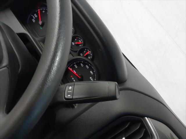 2025 Chevrolet Silverado 1500 4WD Crew Cab Short Bed Custom