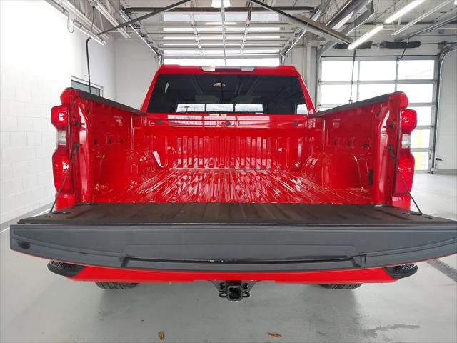 2025 Chevrolet Silverado 1500 4WD Crew Cab Short Bed Custom