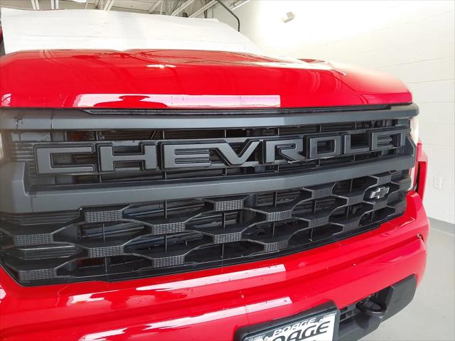 2025 Chevrolet Silverado 1500 4WD Crew Cab Short Bed Custom