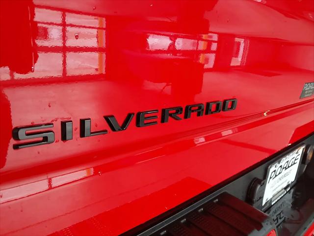 2025 Chevrolet Silverado 1500 4WD Crew Cab Short Bed Custom