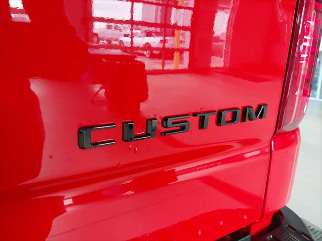 2025 Chevrolet Silverado 1500 4WD Crew Cab Short Bed Custom