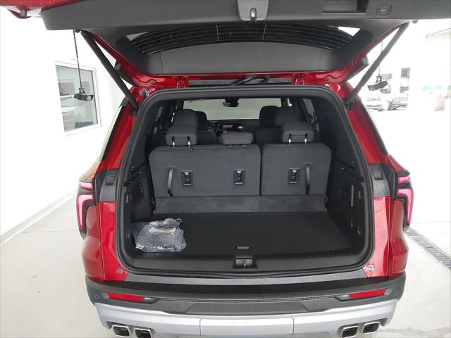 2026 Chevrolet Traverse FWD LT