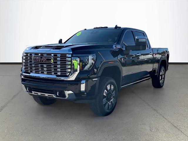 2024 GMC Sierra 2500HD 4WD Crew Cab Standard Bed Denali
