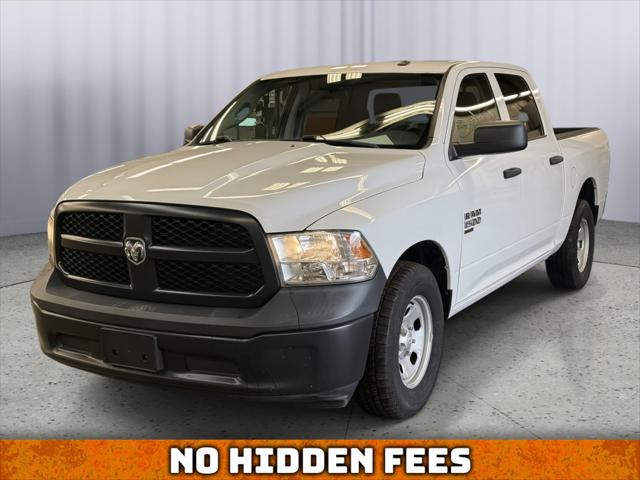 2020 RAM 1500 Classic Tradesman Crew Cab 4x2 57 Box 2020 RAM 1500 Classic Tradesman Crew Cab 4x2 57 Box