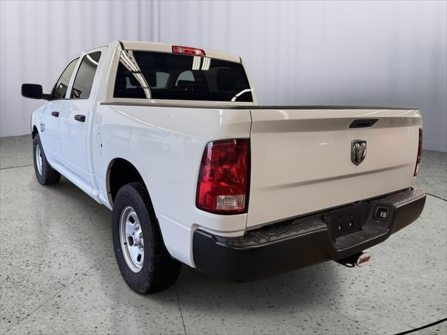 2020 RAM 1500 Classic Tradesman Crew Cab 4x2 57 Box 2020 RAM 1500 Classic Tradesman Crew Cab 4x2 57 Box