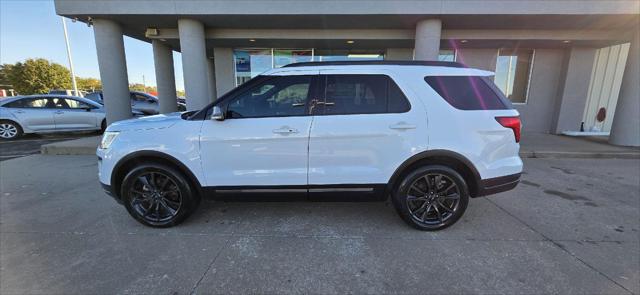 2019 Ford Explorer XLT 2019 Ford Explorer XLT