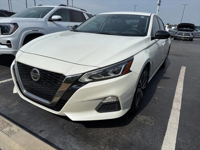 2022 Nissan Altima SR FWD