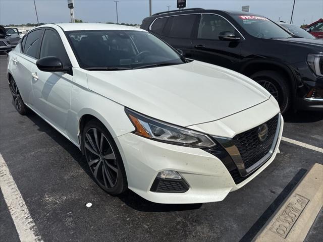 2022 Nissan Altima SR FWD