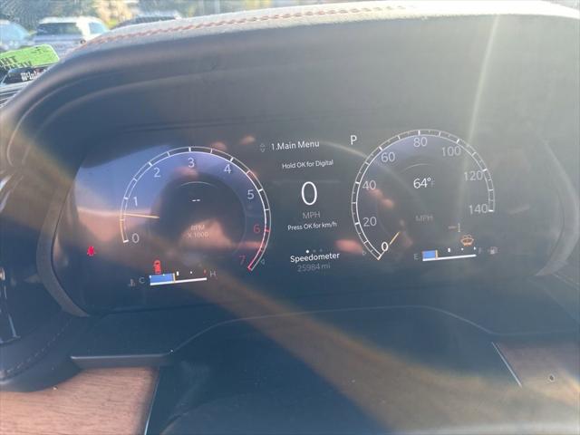 2022 Jeep Grand Cherokee Summit Reserve 4x4 2022 Jeep Grand Cherokee Summit Reserve 4x4