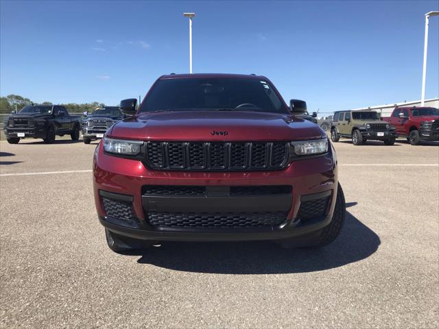 2023 Jeep Grand Cherokee L Altitude 4x4 2023 Jeep Grand Cherokee L Altitude 4x4