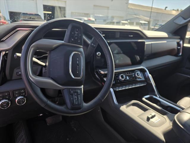 2024 GMC Sierra 2500HD 4WD Crew Cab Standard Bed Denali