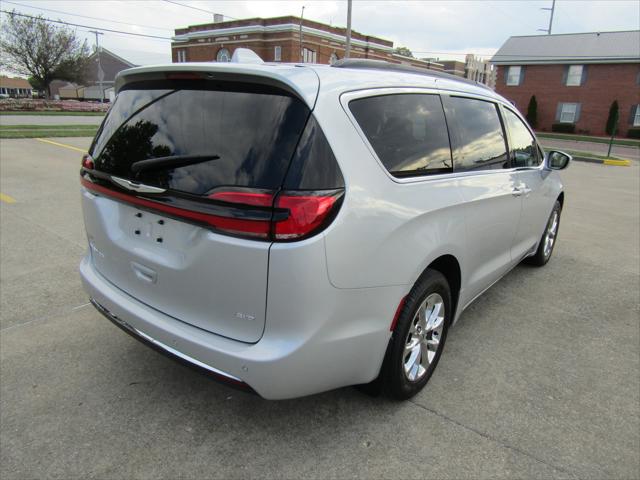 2022 Chrysler Pacifica Touring L AWD