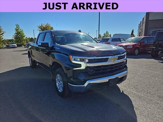 2023 Chevrolet Silverado 1500 4WD Crew Cab Standard Bed LT