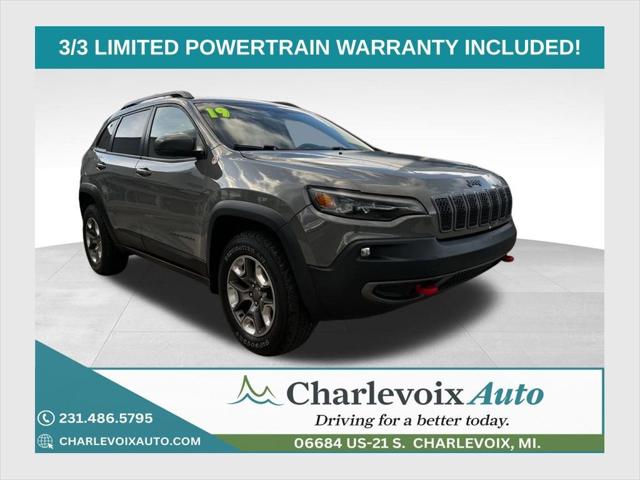 2019 Jeep Cherokee Trailhawk 4x4 2019 Jeep Cherokee Trailhawk 4x4