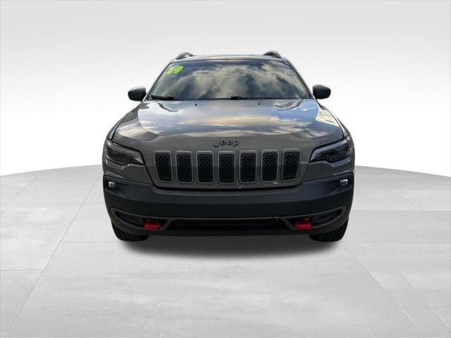 2019 Jeep Cherokee Trailhawk 4x4 2019 Jeep Cherokee Trailhawk 4x4