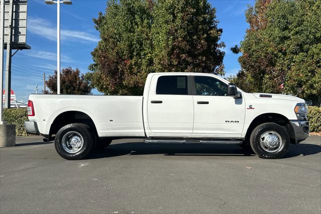 2024 RAM 3500 Big Horn Crew Cab 4x4 8 Box 2024 RAM 3500 Big Horn Crew Cab 4x4 8 Box