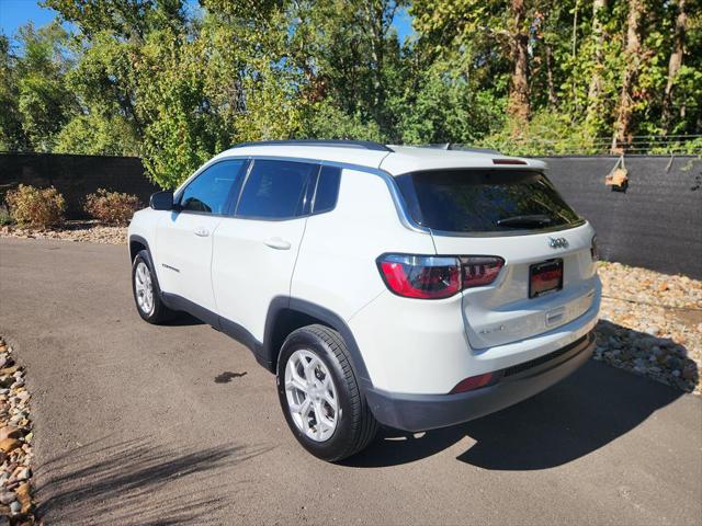 2024 Jeep Compass Latitude 4x4 2024 Jeep Compass Latitude 4x4