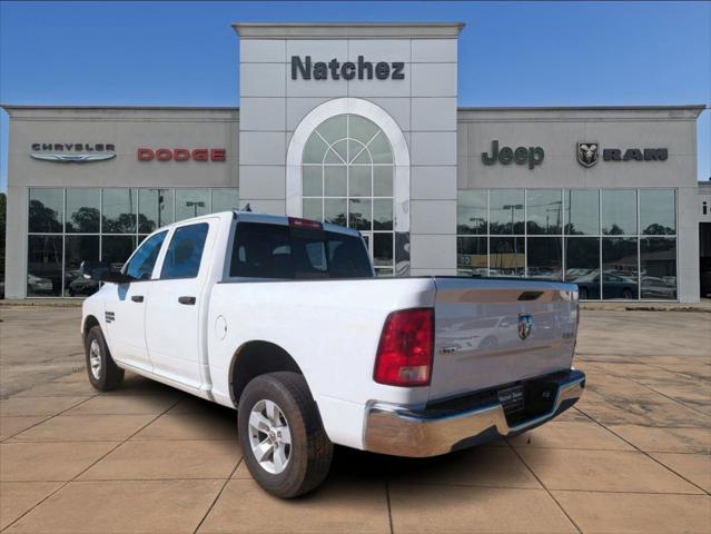 2023 RAM 1500 Classic SLT Crew Cab 4x4 57 Box