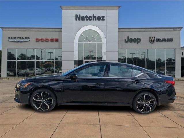 2025 Nissan Altima SR AWD 2025 Nissan Altima SR AWD