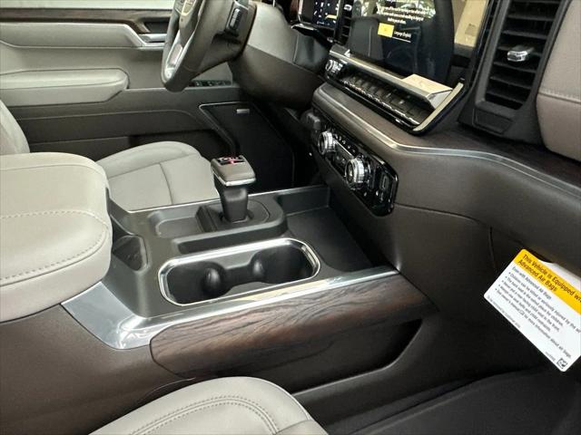 2026 GMC Sierra 1500 Crew Cab, Standard Bed, SLT, 4WD